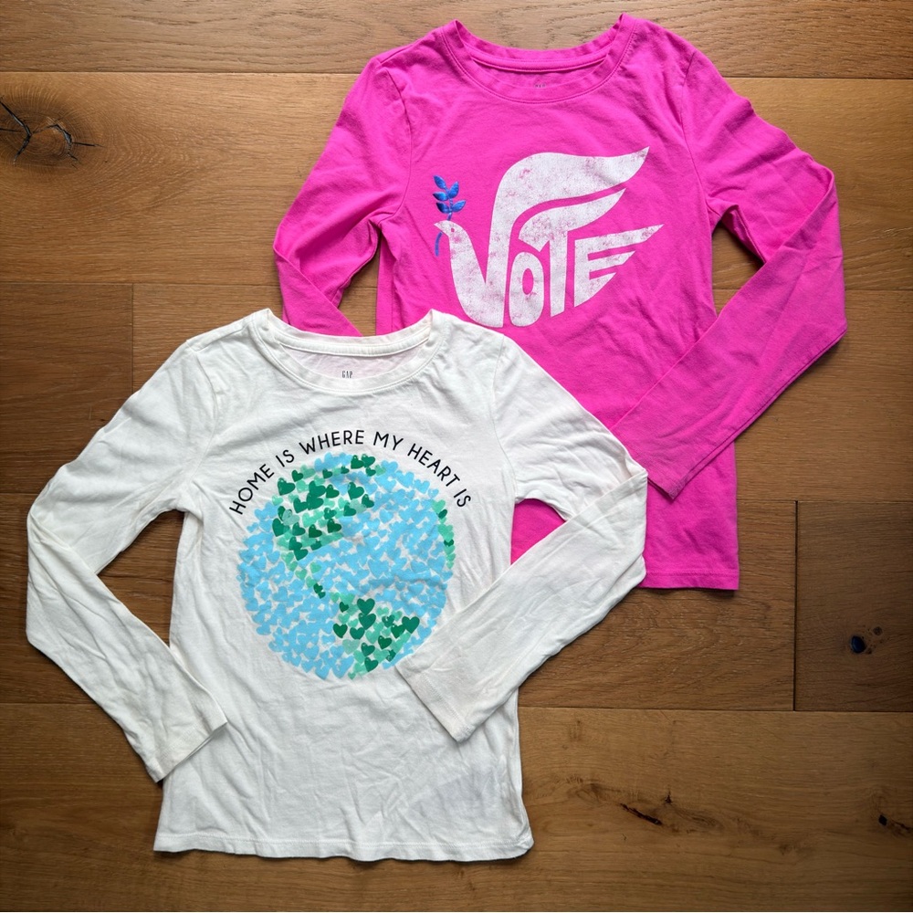 Gap Girls BUNDLE T-Shirts Earth Day VOTE Long Sleeve Pink White EUC Medium 8/10